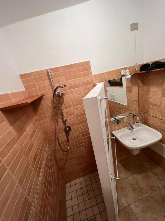 פאלאו Seaview Apartments 80 מראה חיצוני תמונה